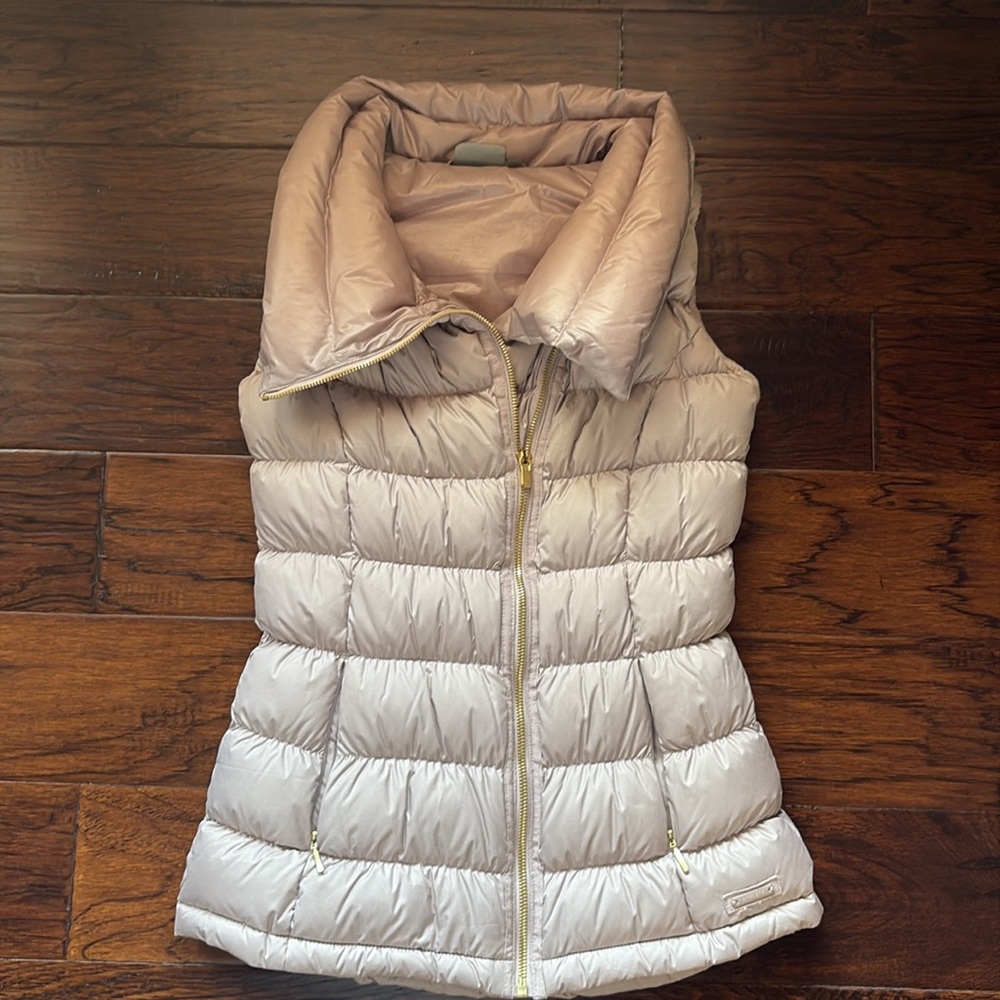 Athleta Quilted Vest in Soft Lavender